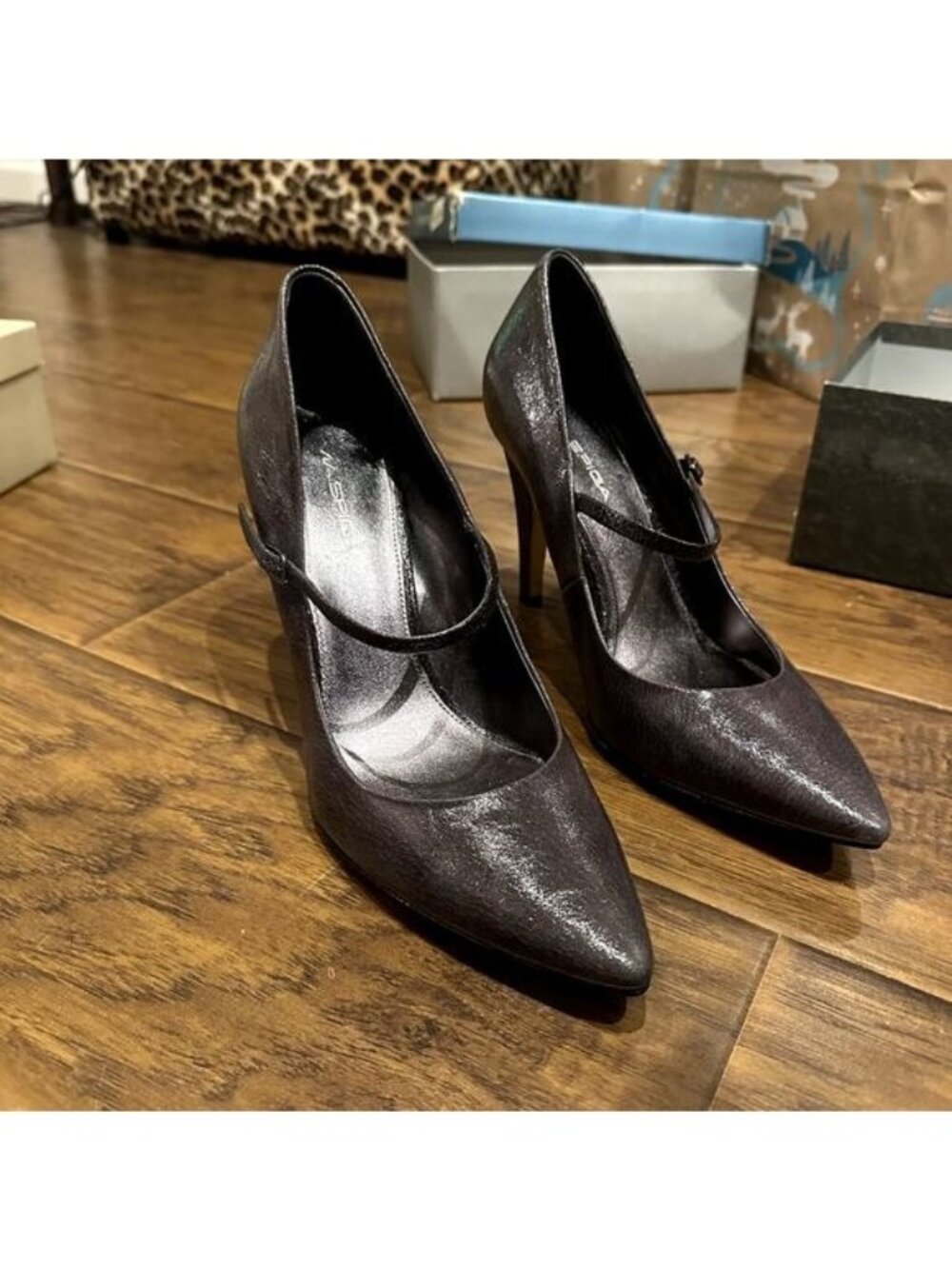 Via Spiga Monty Granite Cracked Patent Mary Jane Heels